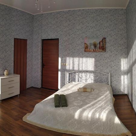 Center Sun Best Apartment Kharkov Luaran gambar